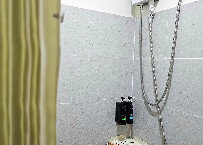 Serene 1Br Median, Walk To It Park & Waterfront, With Netflix Apartment Cebu