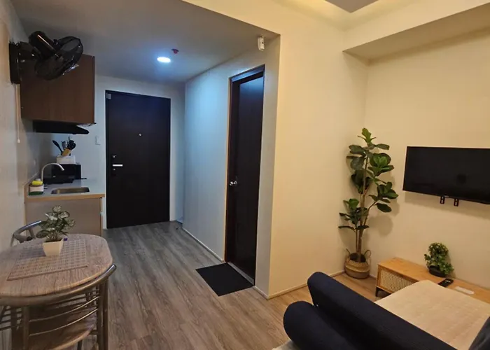 Apartment Serene 1Br Median, Walk To It Park & Waterfront, With Netflix Cebu